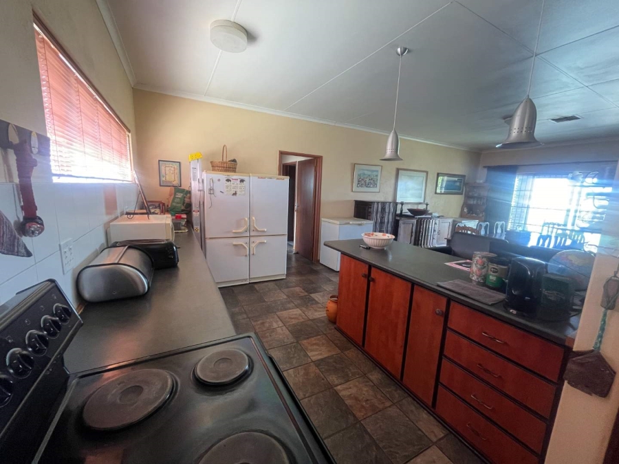 5 Bedroom Property for Sale in Upington Northern Cape